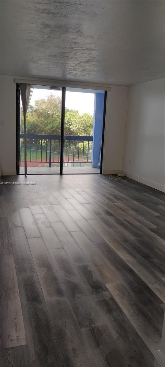 Foto del edificio - 9440 Fontainebleau Blvd