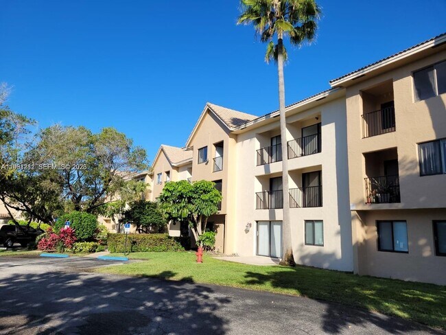 Foto del edificio - 10001 W Atlantic Blvd