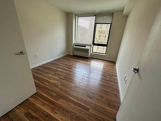 Foto del edificio - 1 bedroom in Bronx NY 10468