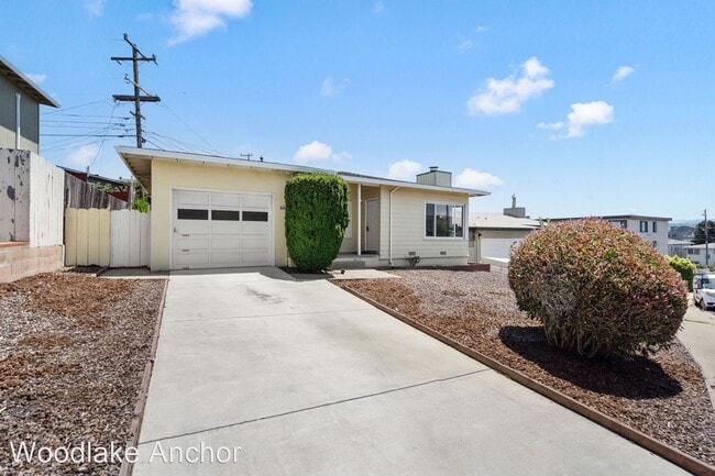 Building Photo - 3 br, 1 bath House - 218 Forest View Drive