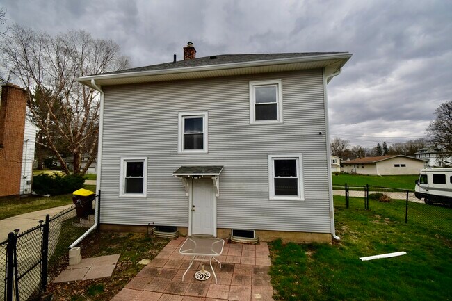 Foto del edificio - 252 W Cleveland St