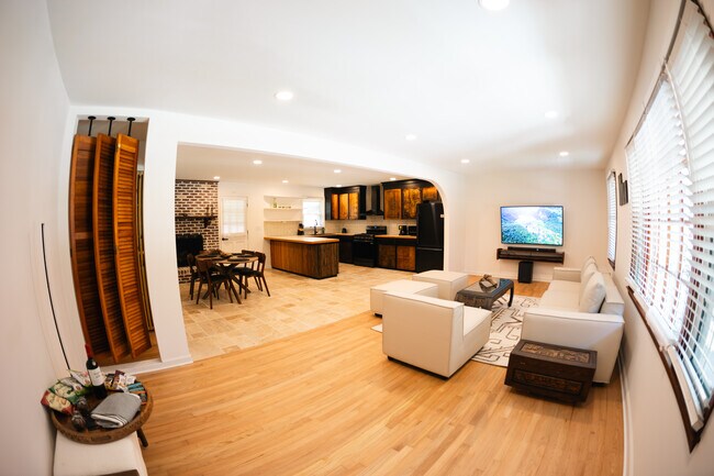 Foto del edificio - 1585 Secessionville Rd