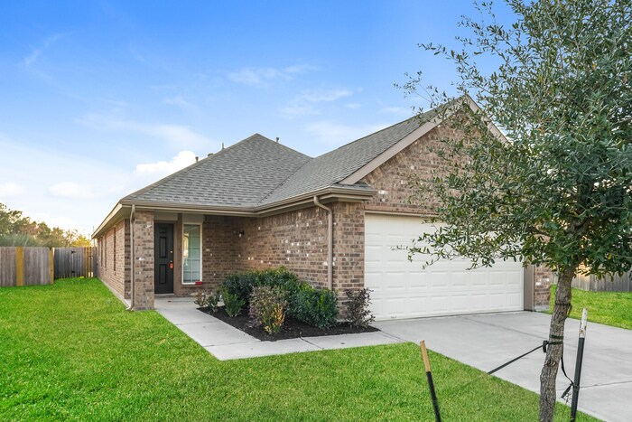 Foto del edificio - 3117 Buttercup Dr