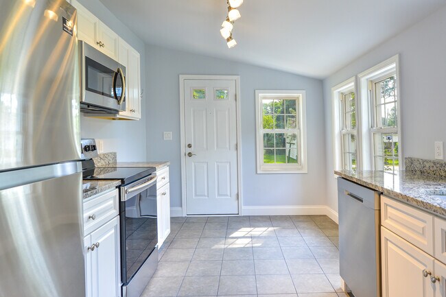 Cocina - 706 N Bridge St