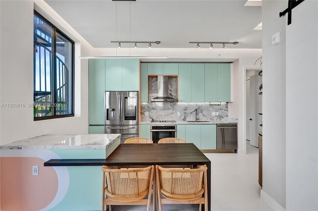 Building Photo - 1030 15th St