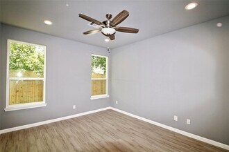 Building Photo - 4238 Aledo St