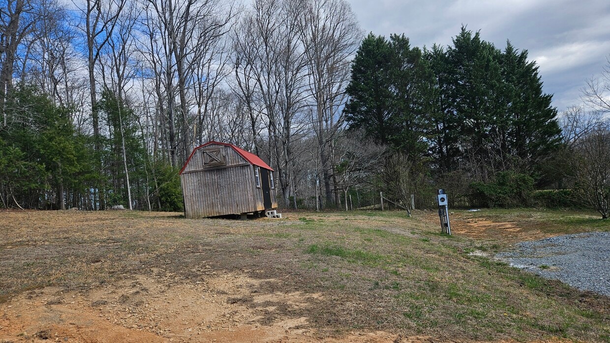 Building Photo - 122 Ashley Ln