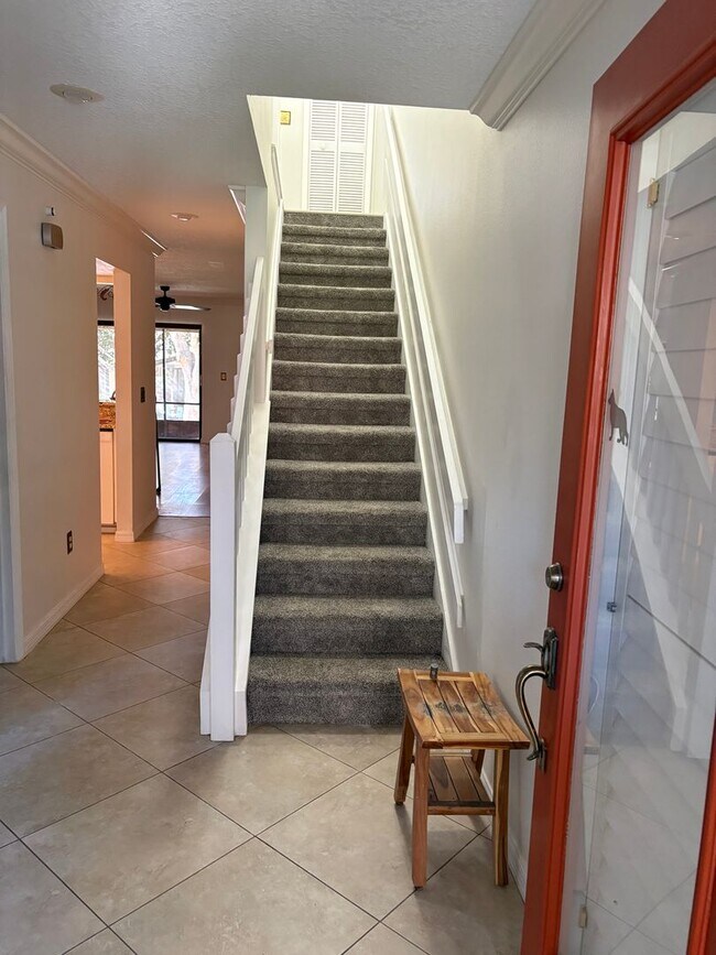 Foto del edificio - Beautiful 2 story townhouse in Cypress Club