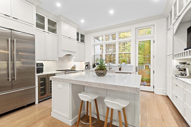 Foto del edificio - 1111 Bloomfield St