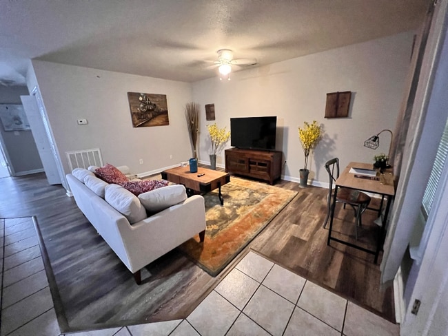 Building Photo - 3500 Clover Rd