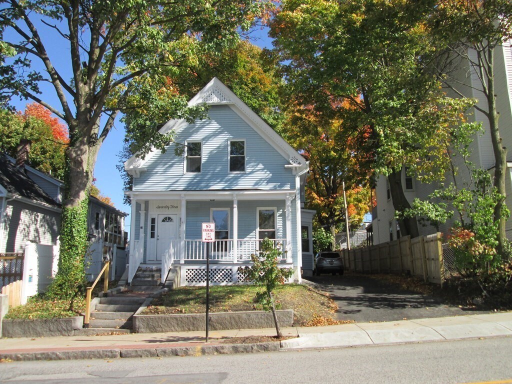 Primary Photo - 73 Providence St