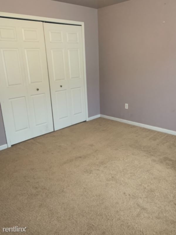 Building Photo - 2 br, 1 bath Condo - 30280 Wedgwood circle...