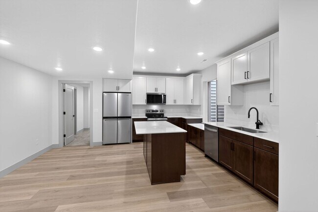 Foto del edificio - 4322 Braiken Rdg Dr