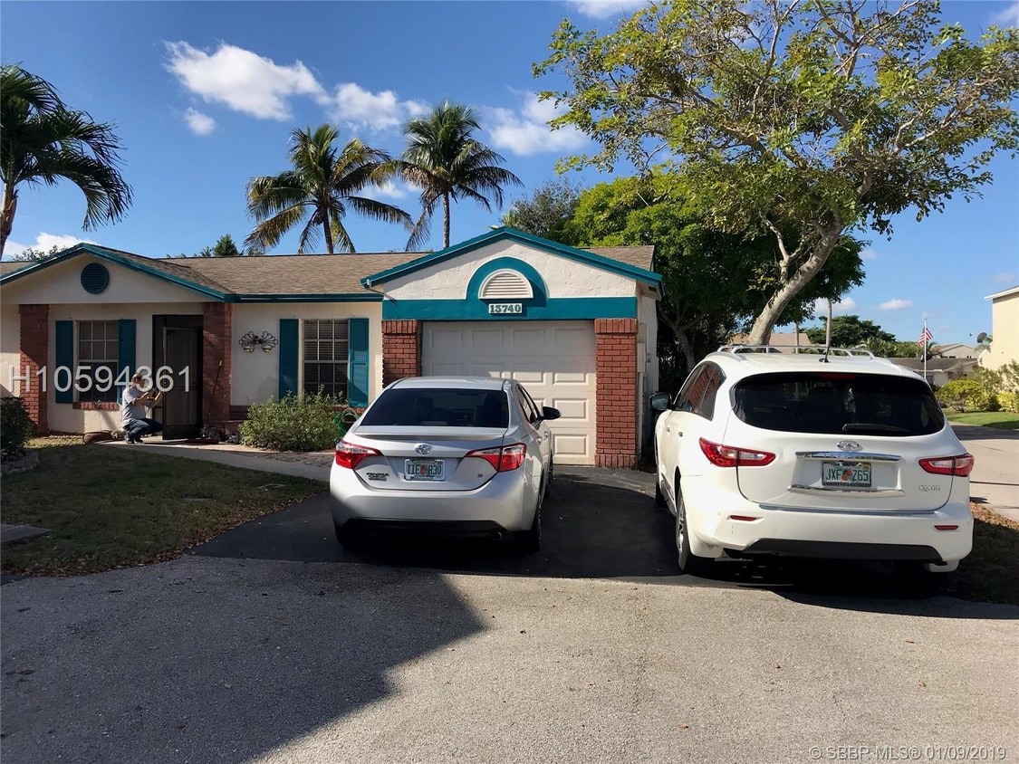 Primary Photo - 13740 Cumberland Pl