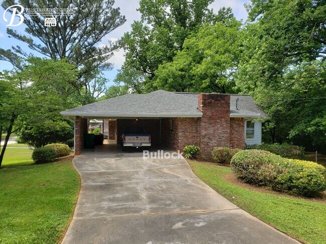 Foto del edificio - Tucker: Large 3/2 Home with Basement