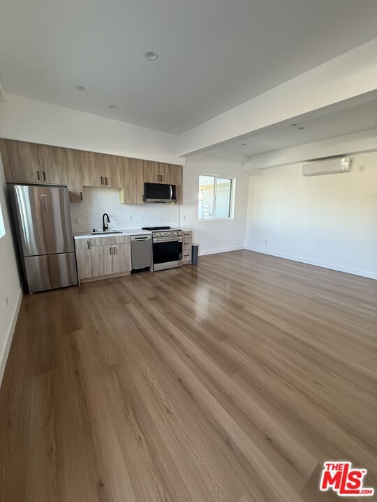 Foto del edificio - 3941 Wade St