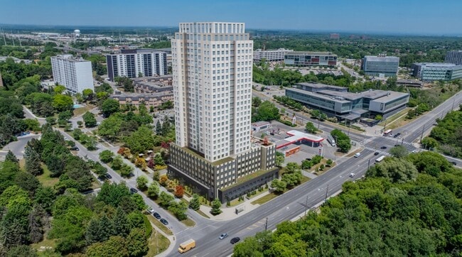 Building Photo - The Els