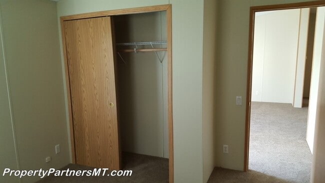 Building Photo - Freshly Remodeled! 3 Bed 2 Bath Modular house