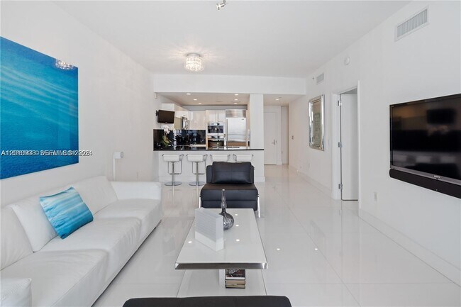 Foto del edificio - 17121 Collins Ave