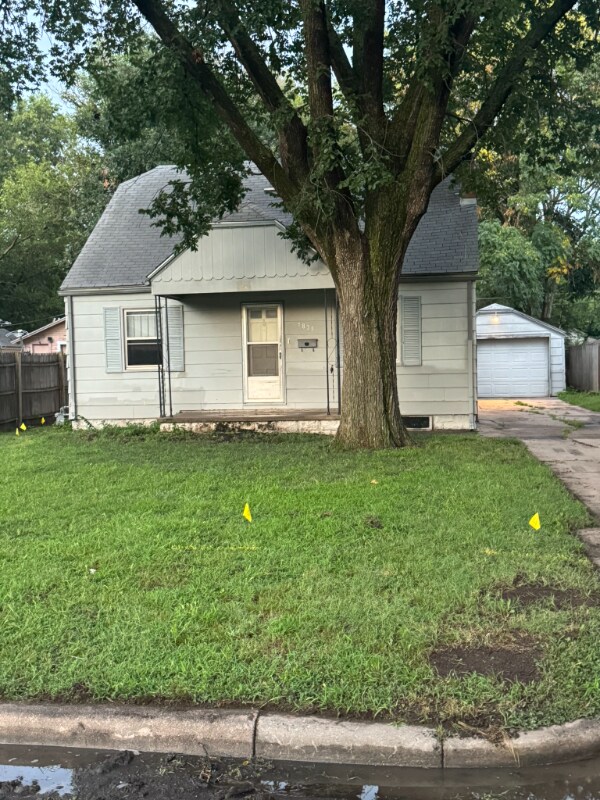 Foto principal - 1830 S St Francis Ave