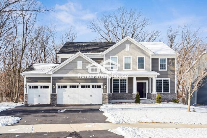 Foto principal - Stunning 5 Bed/4 Bath Single Family Home i...