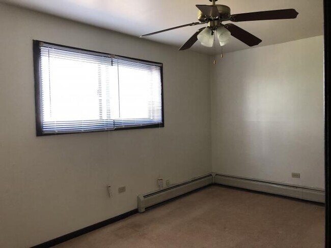 Foto del edificio - 2 bedroom in Midlothian IL 60445