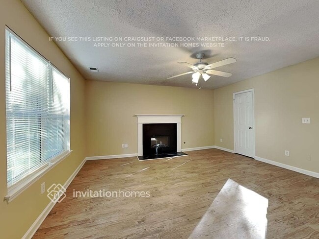 Building Photo - 335 Carrie Dr