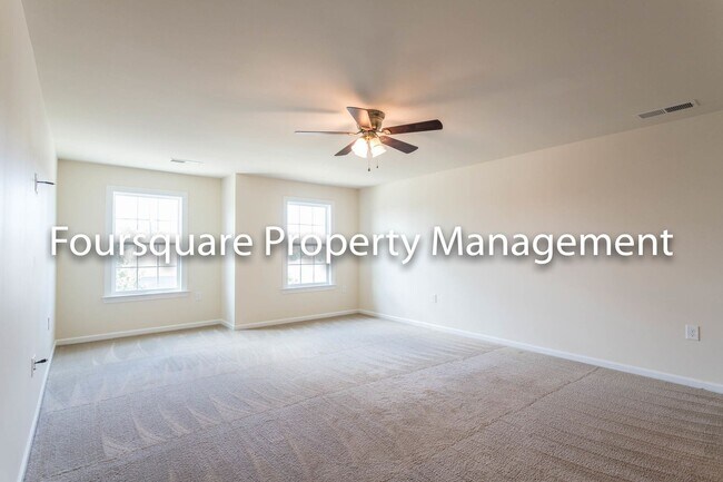 Building Photo - Single Family Home |1st Floor- Guest Suite...