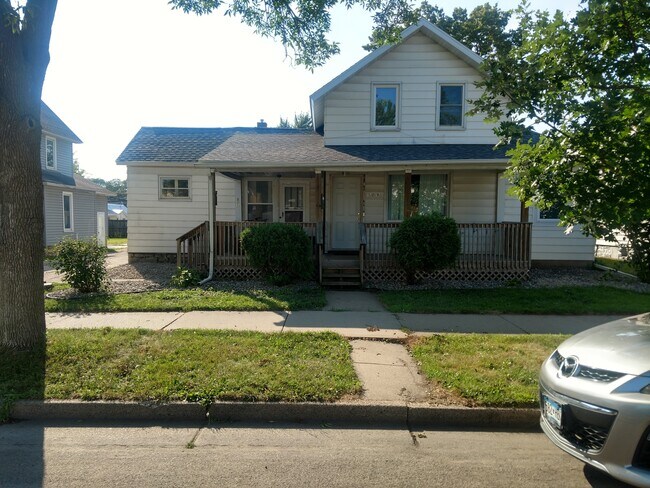 Building Photo - 509 Wilson St
