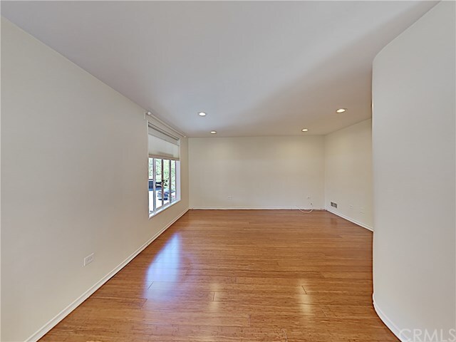Building Photo - 3360 H St