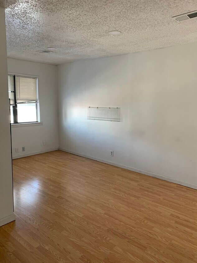 Foto principal - 2600 S Mildred St
