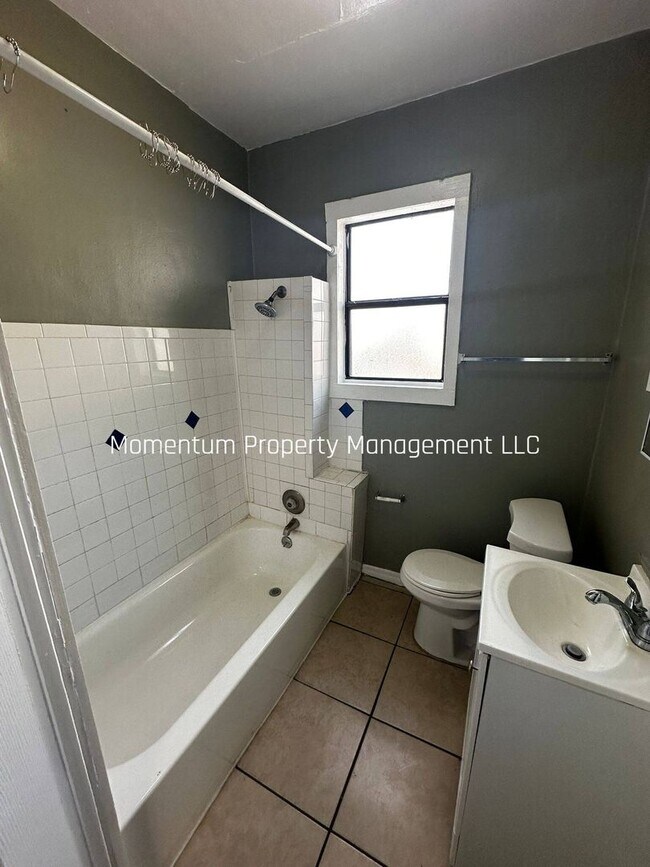 Foto del edificio - 2237 Auburn St S