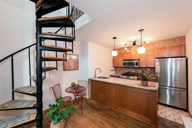 Foto del edificio - 208 Willow Ave