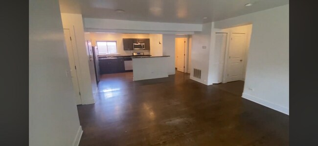 Foto del edificio - 2528 W Fitch Ave