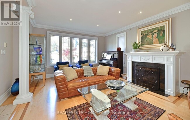 Photo du bâtiment - 67 Parkview Hill Crescent