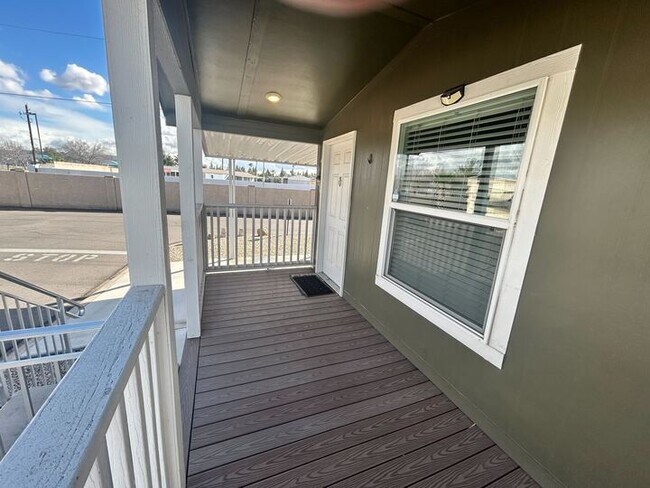 Foto del edificio - 530 S Alma School Rd