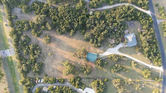 Building Photo - 704 Ridgmar Rd