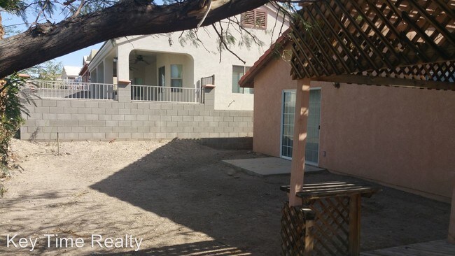 Foto del edificio - 3479 Beale St