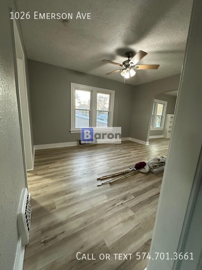 Building Photo - 1026 Emerson Ave