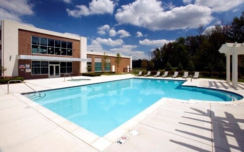 Foto del edificio - 5647 Hampshire Ln