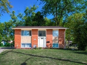 Building Photo - 780 Moon Rd