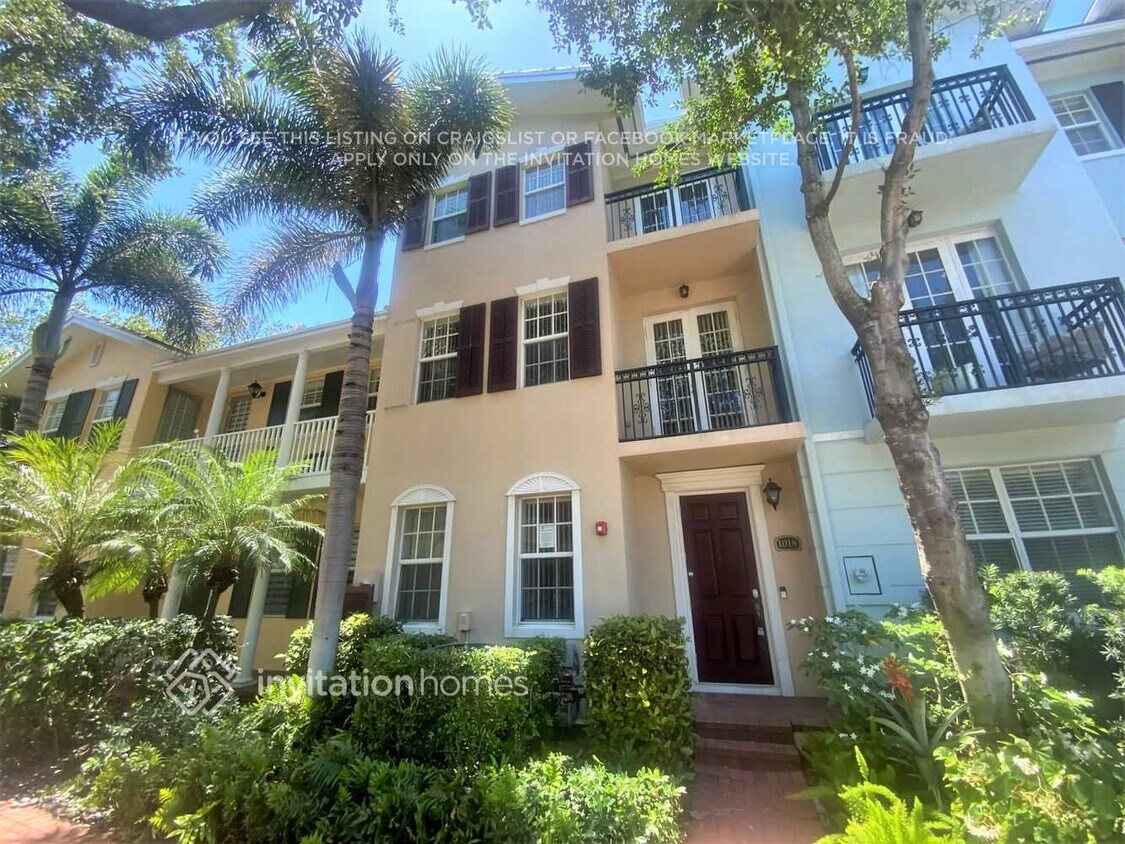 Foto principal - 1018 E Heritage Club Cir