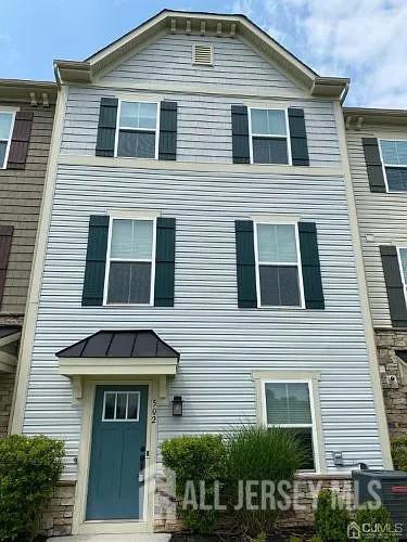 Foto principal - 502 Bayside Ct