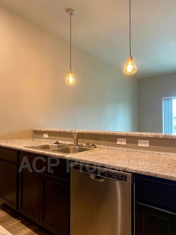 Foto del edificio - 2524 Meridian St