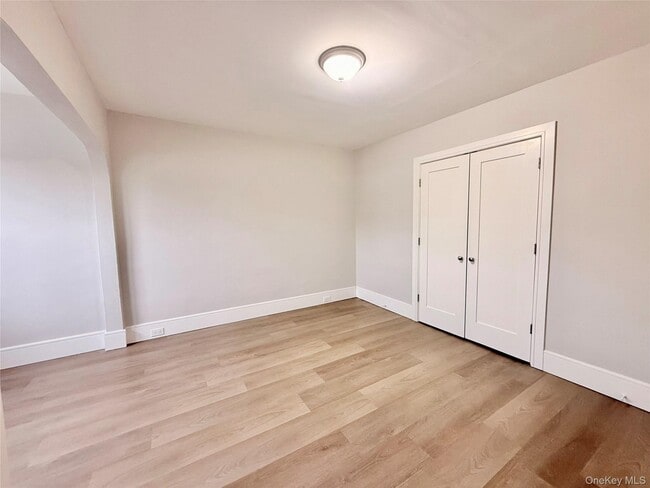 Foto del edificio - 678 Willis Ave