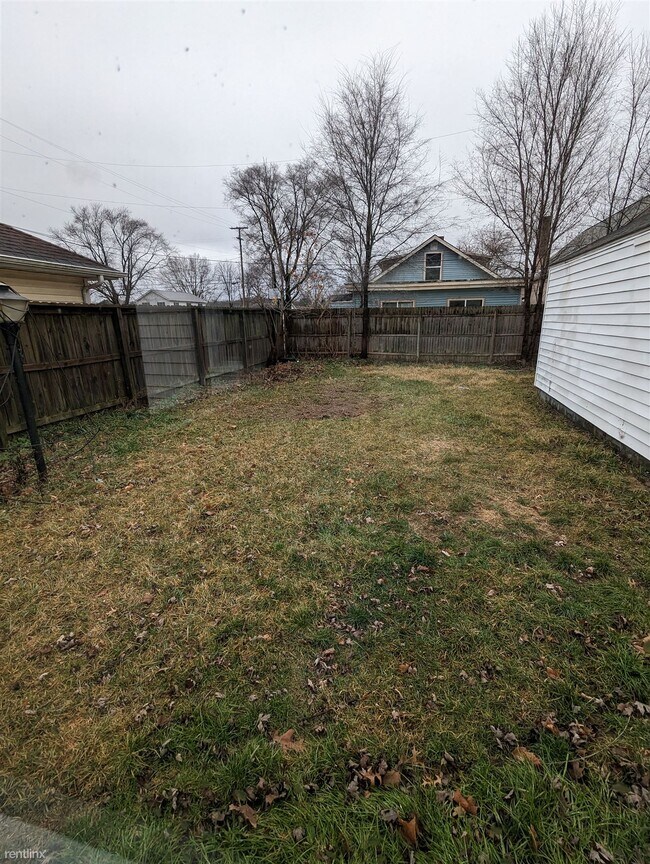 Building Photo - 2 br, 1 bath House - 840 Griffith St
