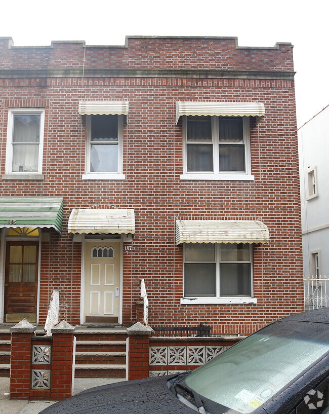 Building Photo - 187 Bay 22nd St