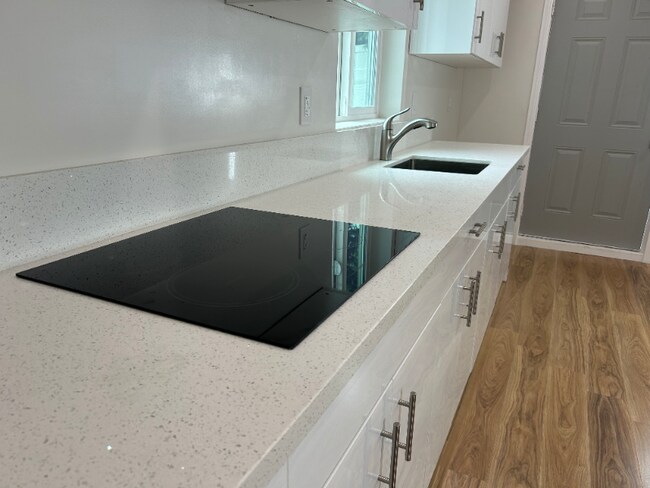 Foto del edificio - 22501 Criswell St
