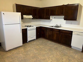 Foto del edificio - 263 North Beacon St