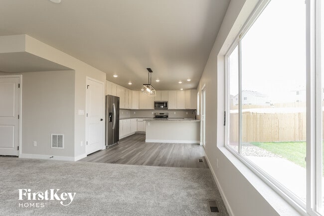 Building Photo - 10297 Luneth Dr